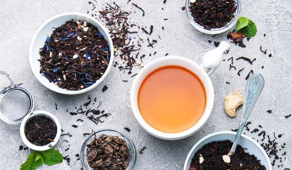 ما الذي تفعله أنواع الشاي المختلفة بأجسامنا؟