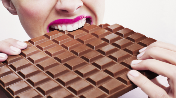 دراسة مفاجئة...تناول الكثير من الشوكولا قد يحفز خطر سرطان قاتل!