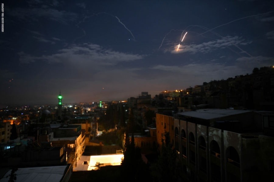 الدفاعات الجوية السورية تتصدى لضربات اسرائيلية في سماء ريف دمشق الجنوبي